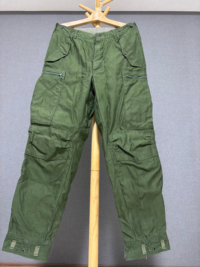 【スウェーデン軍】m69 タンカースパンツ c50 Lサイズ リペア有