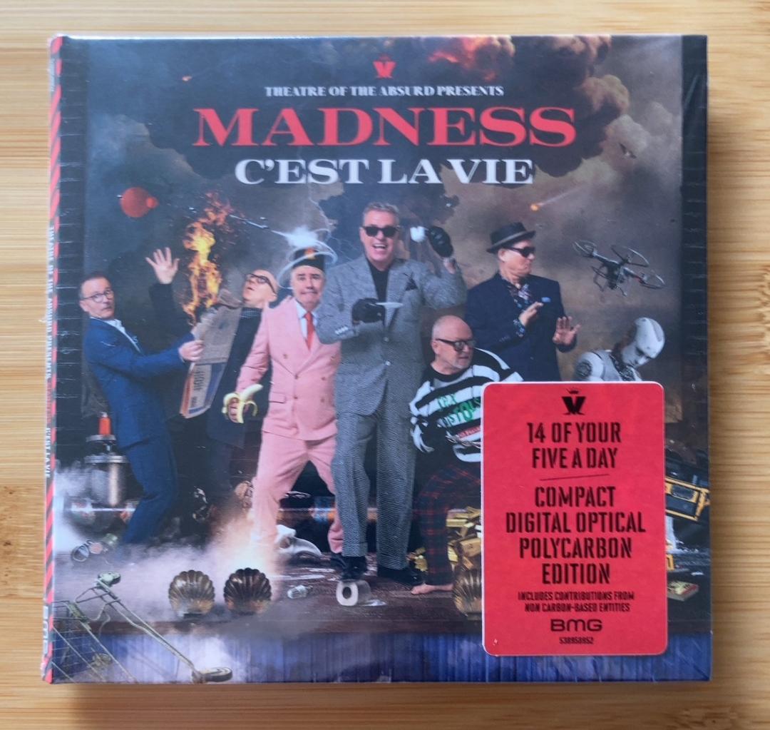 マッドネス　直筆サイン入りCD　Madness