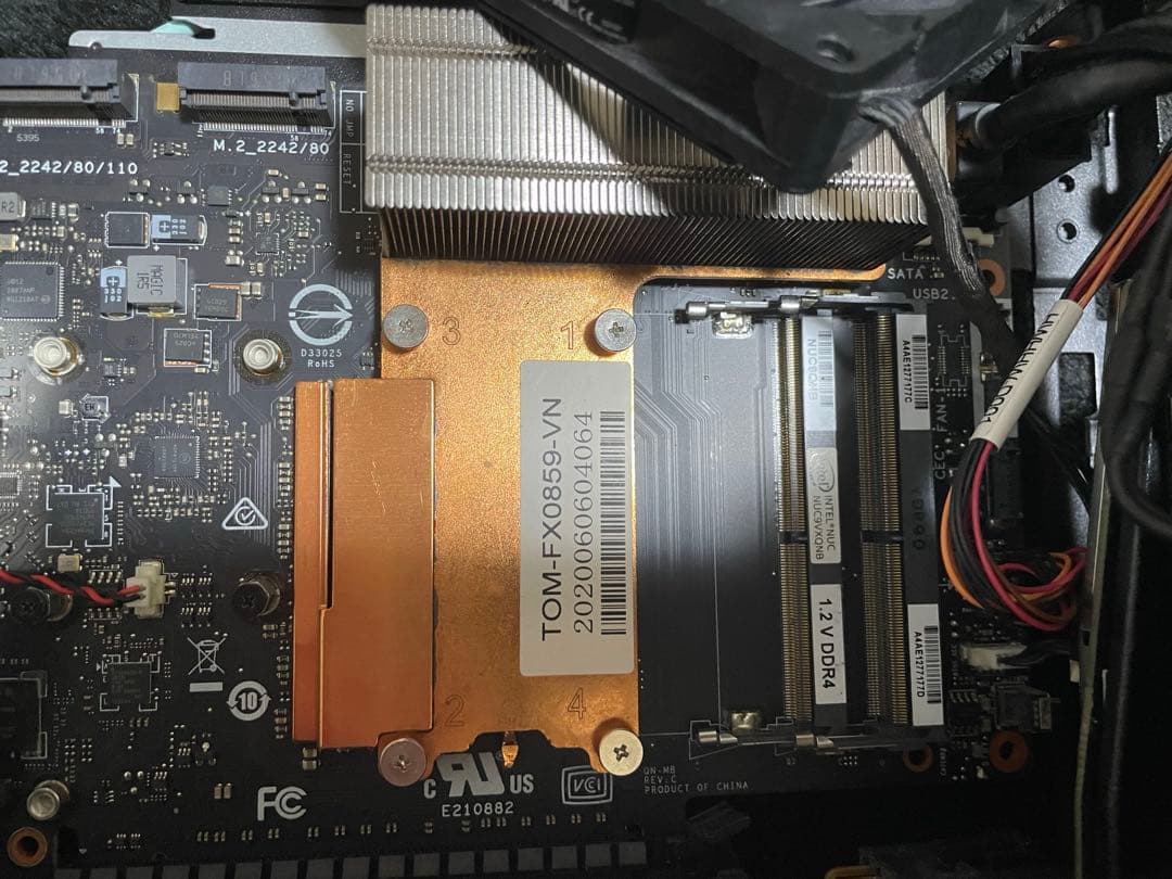 z*a様 【説明必読】Intel NUC 9 Pro Xeonモデル メモリ・S