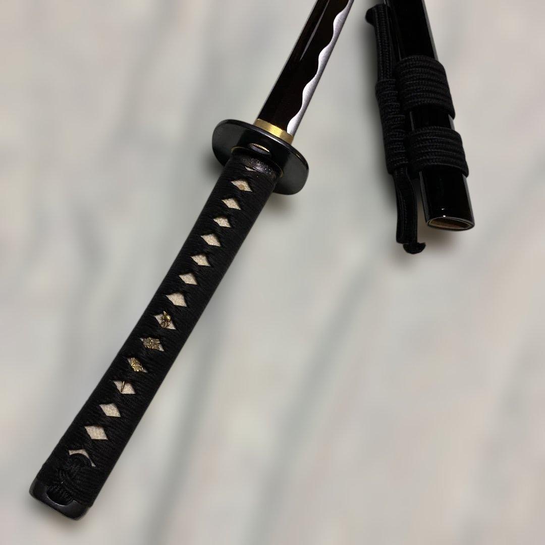 高級本格派居合刀(刀袋付) 黒柄 角丸鉄鍔 黒呂鞘