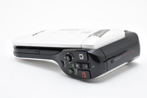 ■ ほぼ新品 ■サンヨー　SANYO Xacti DMX-CG11 ホワイト