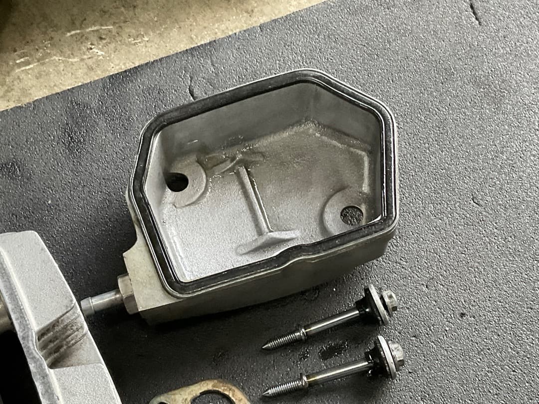 ふ*り様 中古品」　エイプ100 キャブ車　シリンダーヘッドセット