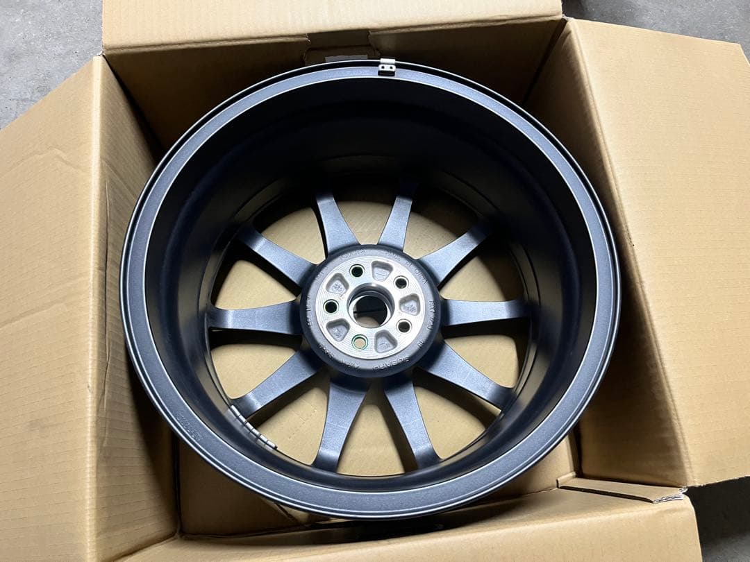 トヨタ　86 BRZ 純正ホイール　18インチ　1本　傷有