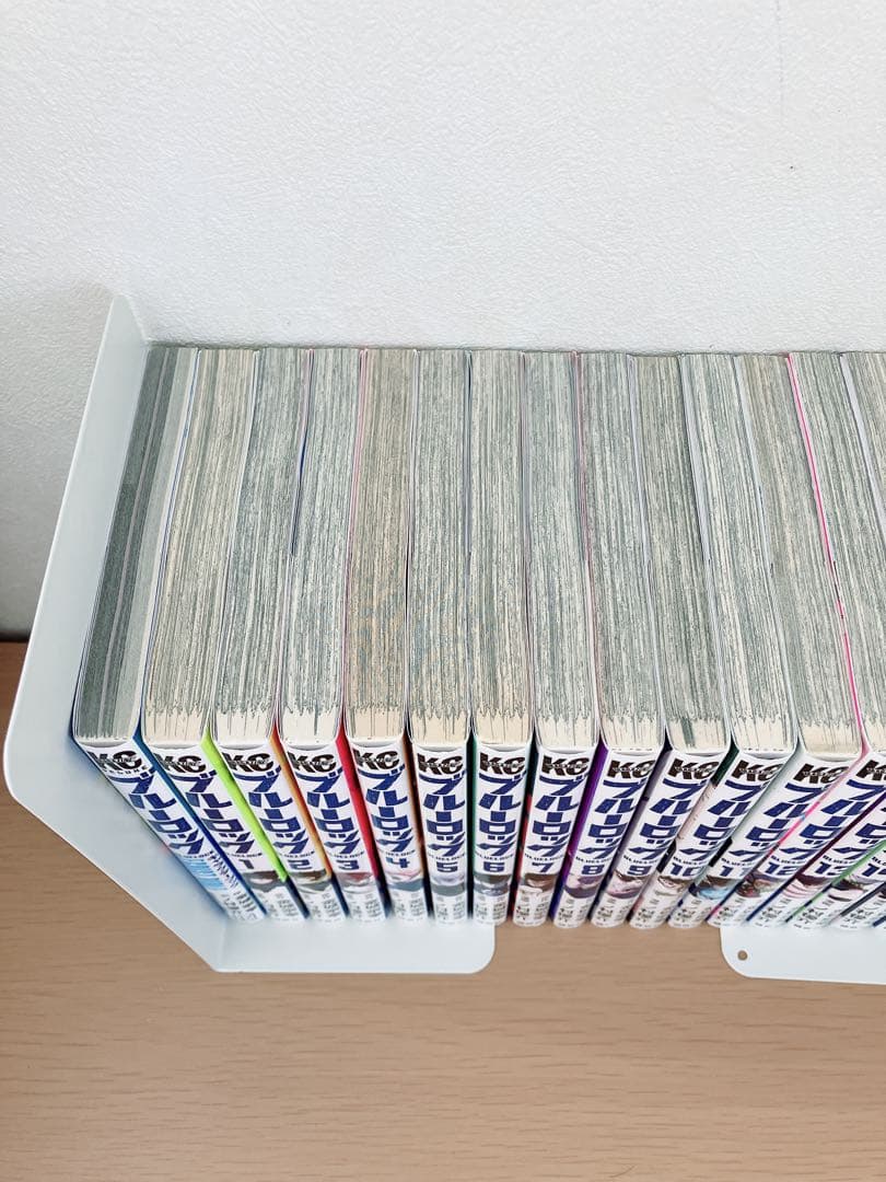 ブルーロック ３７巻全巻セット+キャラクターブック 約半分初版