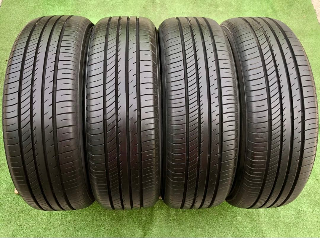 185/60 R15 YOKOHAMA ADVAN DB V552ラジアルタイヤ