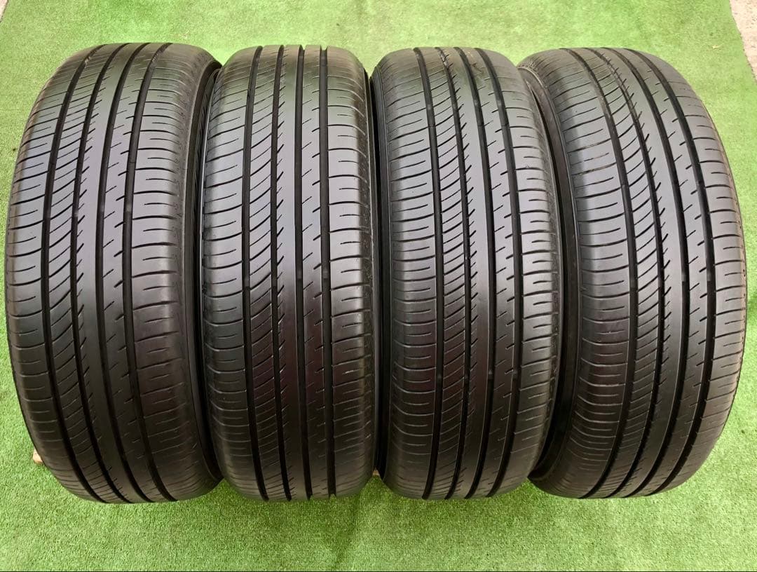 185/60 R15 YOKOHAMA ADVAN DB V552ラジアルタイヤ