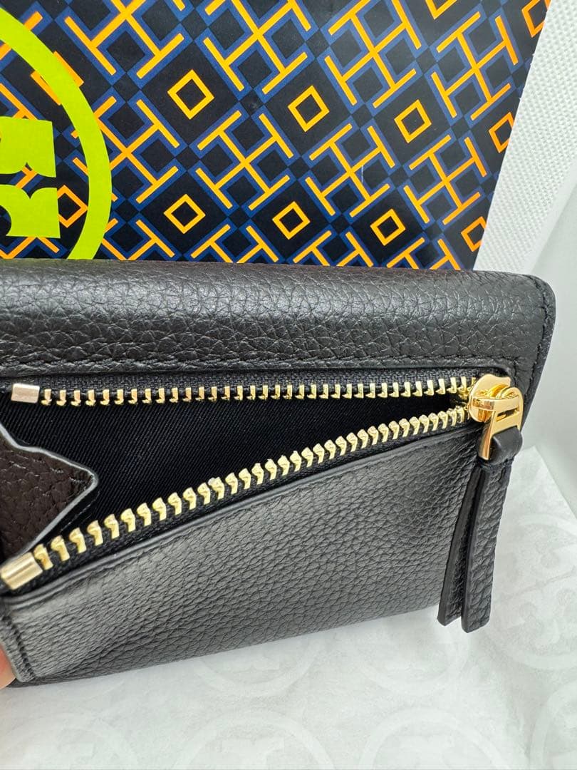 Tory Burch ミニ折り財布