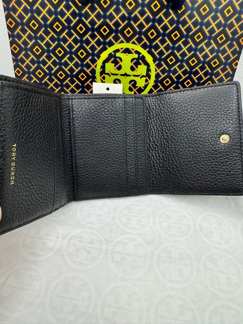 Tory Burch ミニ折り財布