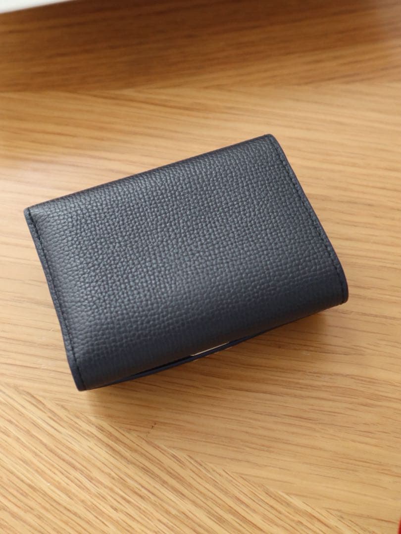 LOEWE ブルー　ネイビー　レザー 三つ折り財布