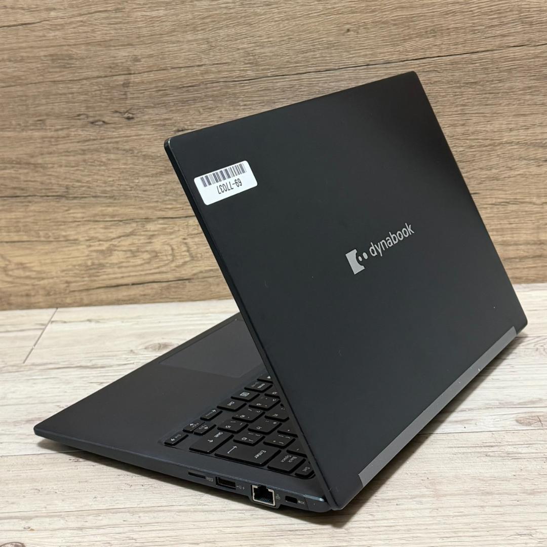 高性能！ dynabook G83HU 第11世代Core i5 16GB