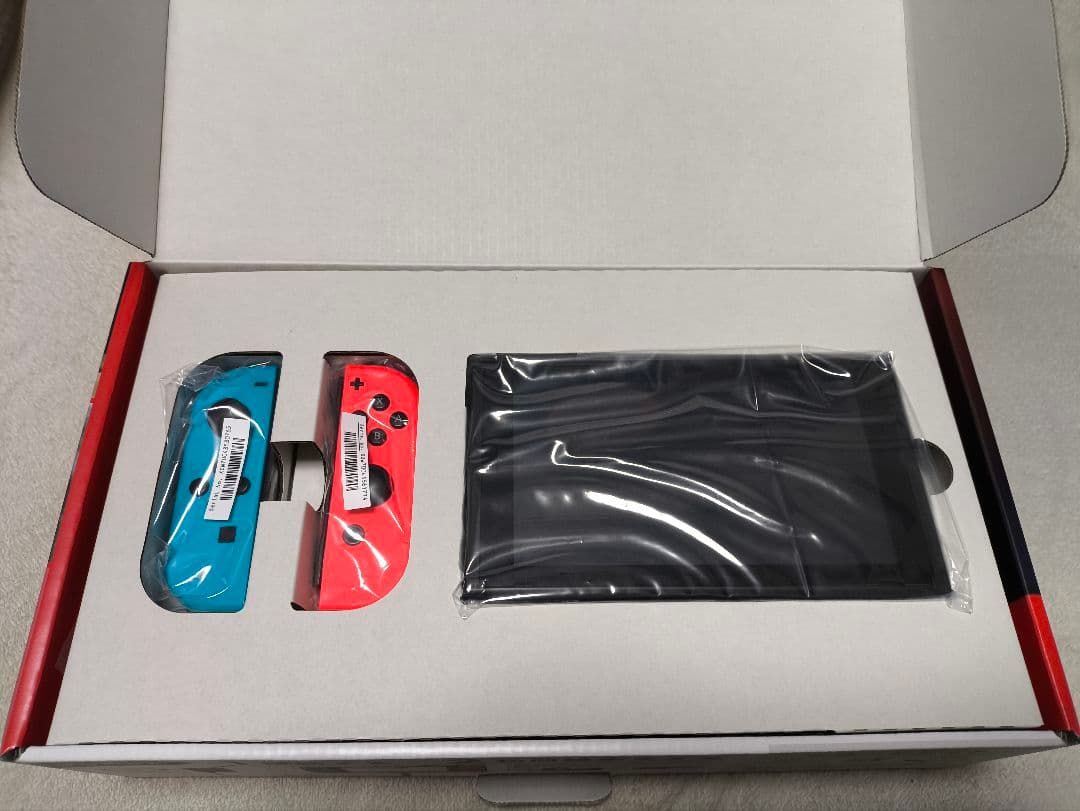 Nintendo Switch 本体 ホリパッドセット ジョイコンストラップ欠品