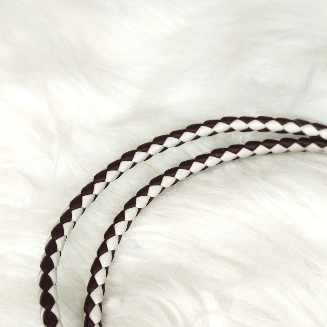 マルニ　牛革　レザー　ネック ストラップ　ネック レス　アクセサリー