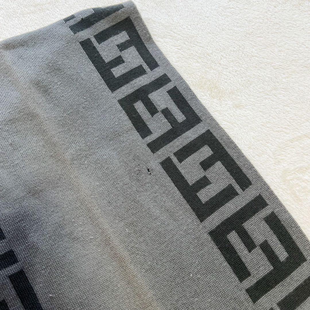 FENDI フェンディ　FF　ズッカ柄　マフラー　ウール　グレー