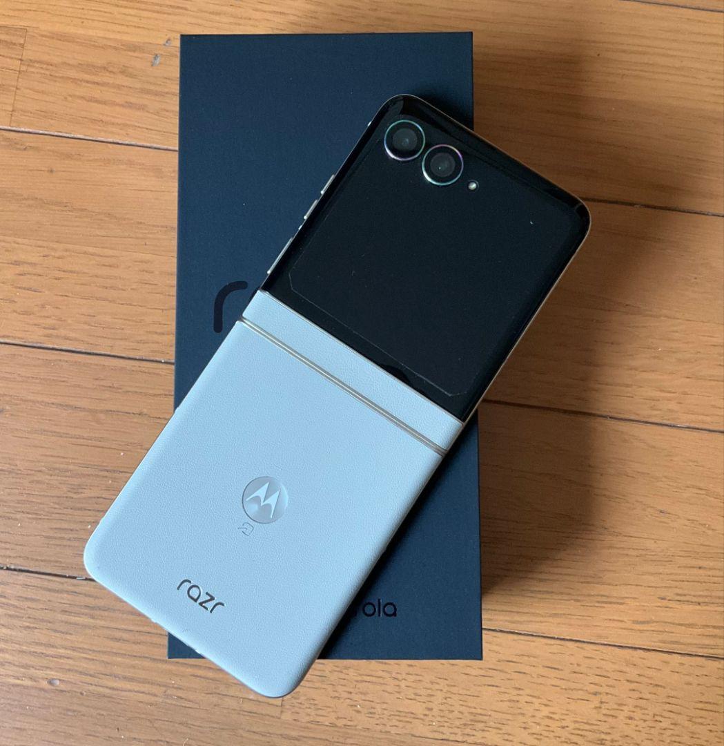 motorola razr50 サンドクリーム 本体・ケース×10個