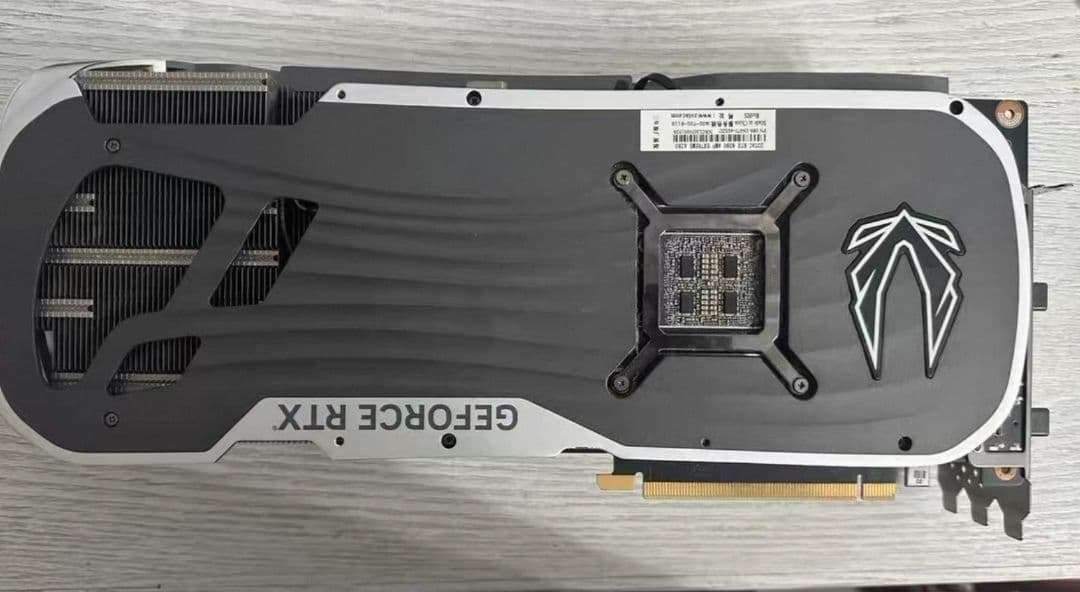 グラフィックボード・グラボ・ビデオカード GeForce RTX 4090 AMP Extreme AIRO