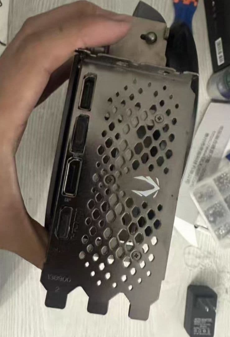 グラフィックボード・グラボ・ビデオカード GeForce RTX 4090 AMP Extreme AIRO