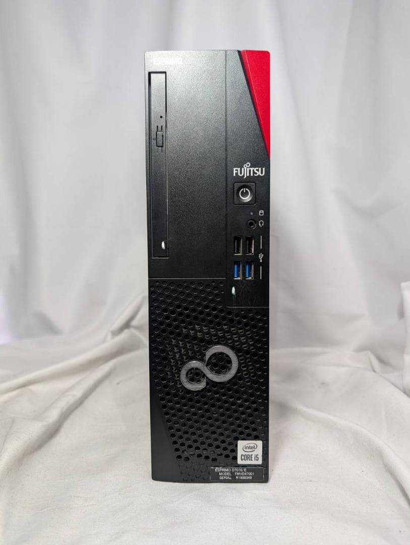 富士通 D7010/E 第10世代 i5/8GB/SSD256GB/Office
