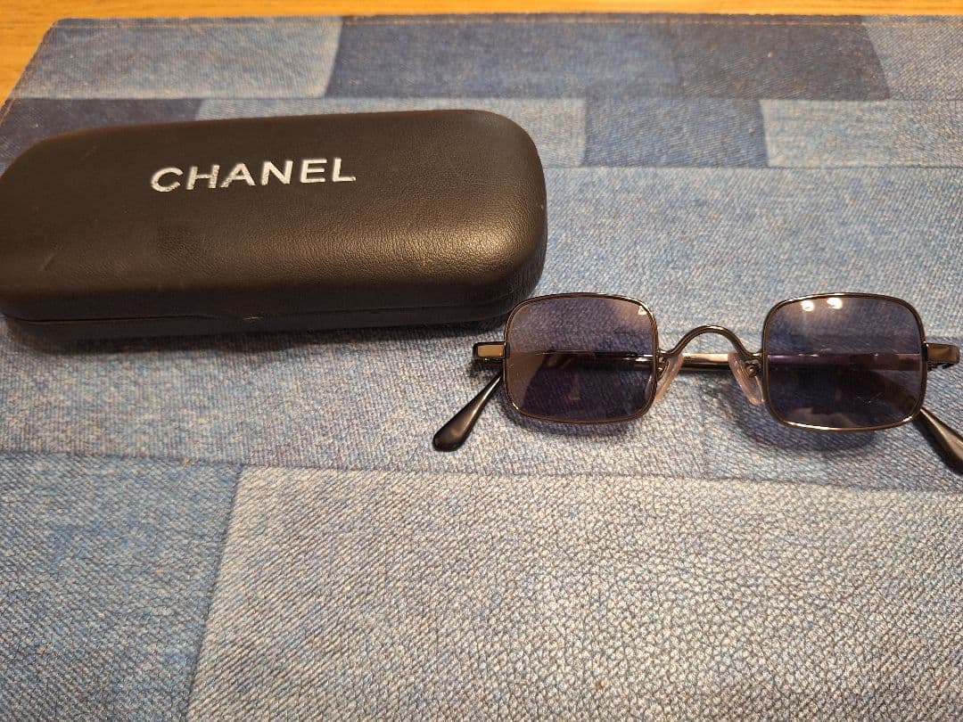 最終値下げ！！ヴィンテージCHANEL ミニサングラス