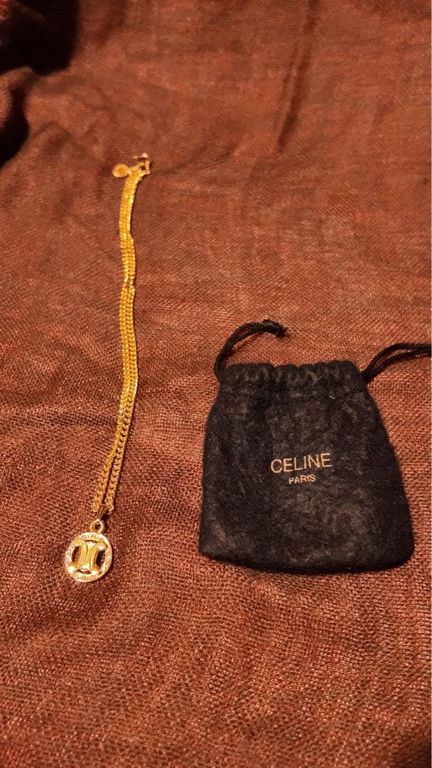 takek379celine ゴールドチェーン