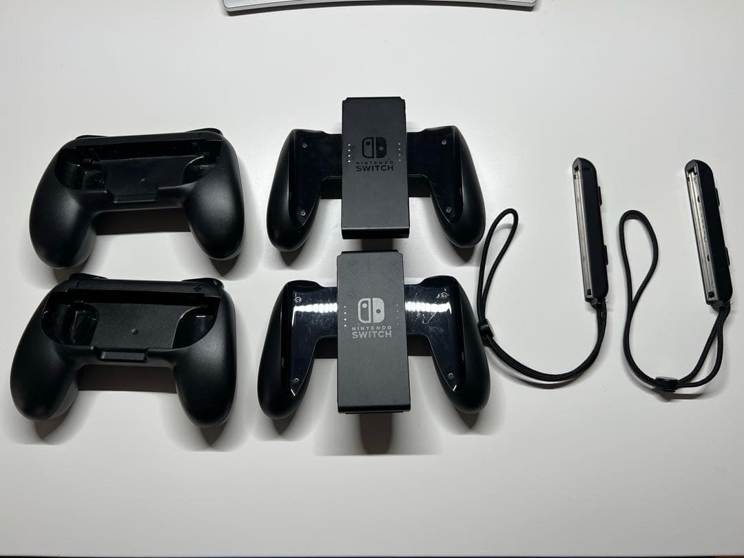 Nintendo Switch 本体とソフトその他アクセサリー