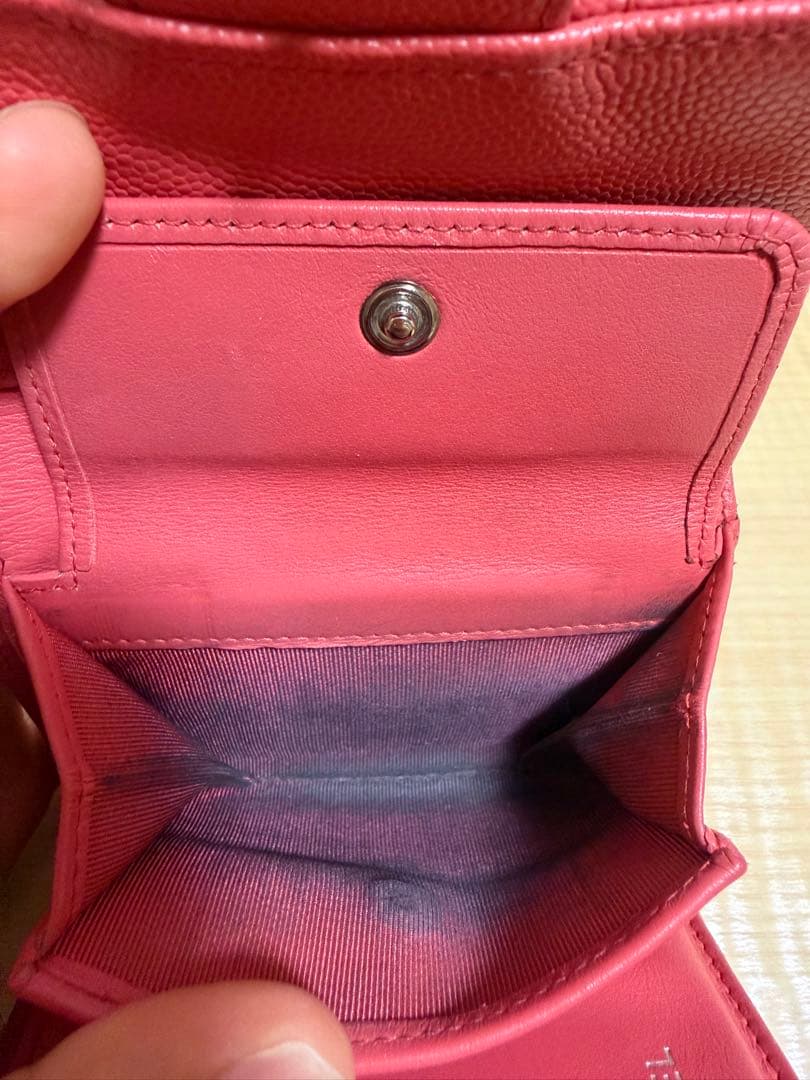 eriy CHANEL 三つ折り財布 キャビアスキン