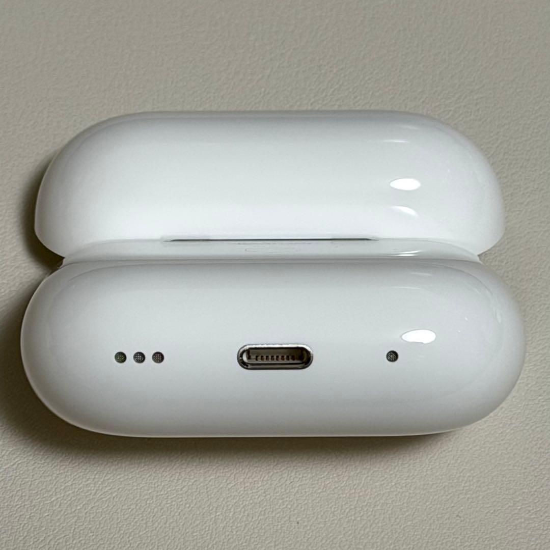 【美品】 Apple AirPods Pro 2 Lightning