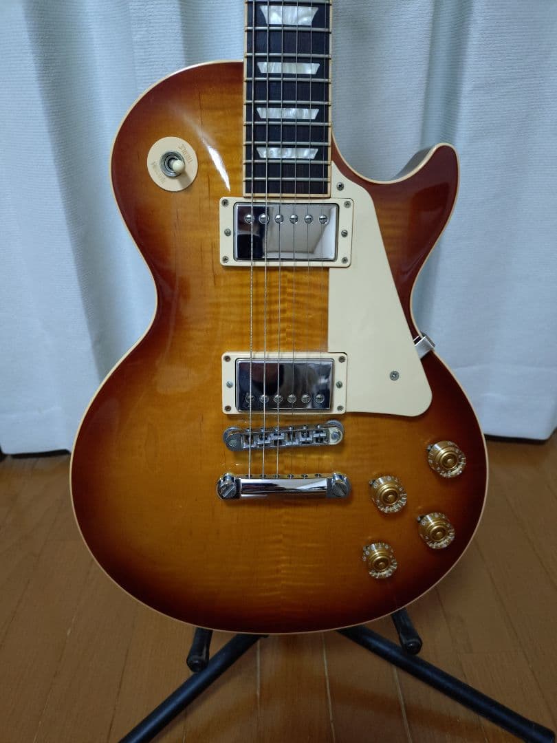 Gibson レスポールトラディショナル サンバースト