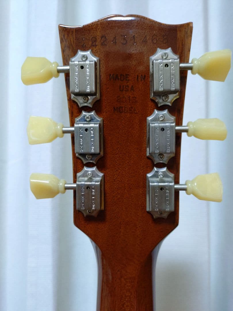 Gibson レスポールトラディショナル サンバースト
