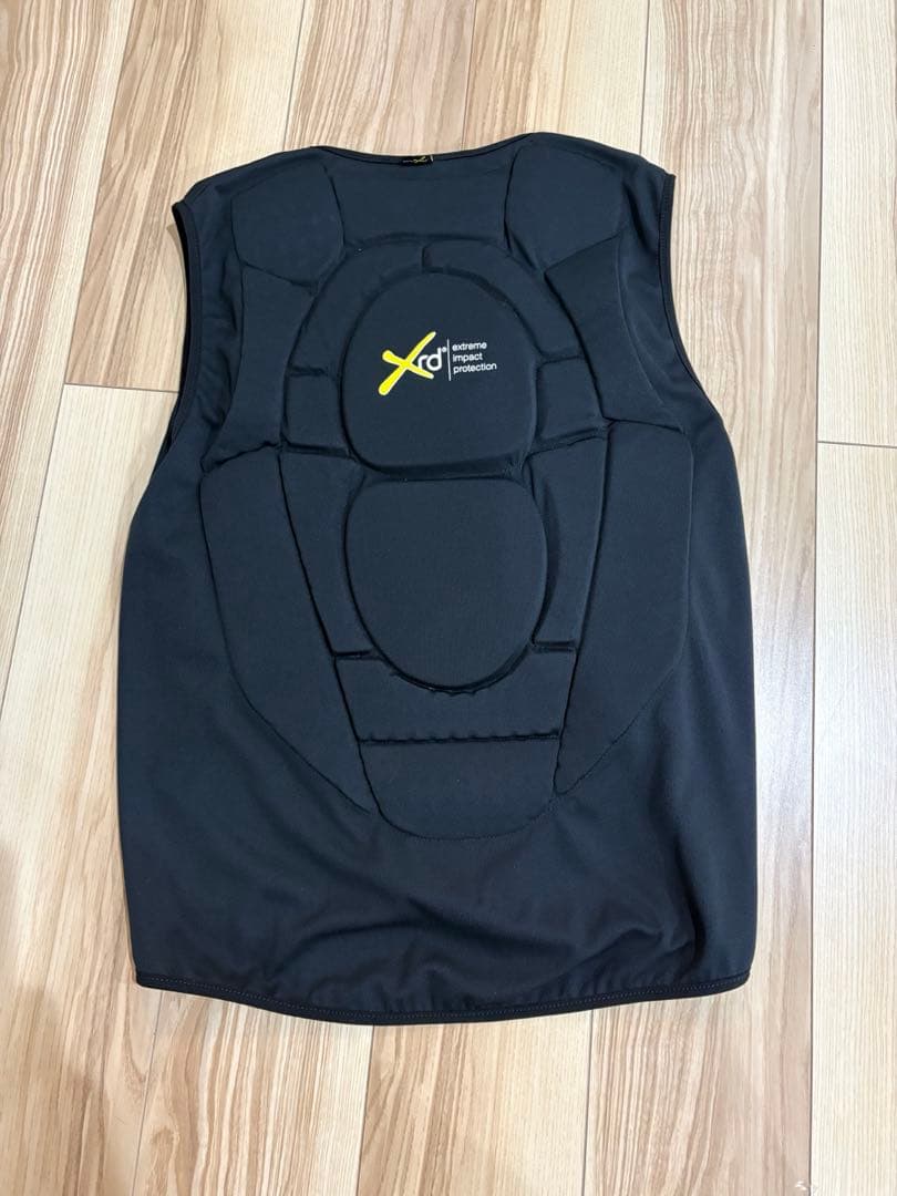 eb's プロテクターベスト　サイズＬ