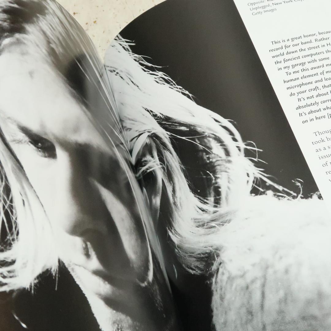 セール！　洋書『カート・コバーンとニルヴァーナ』メモリアルブック（グランジ）