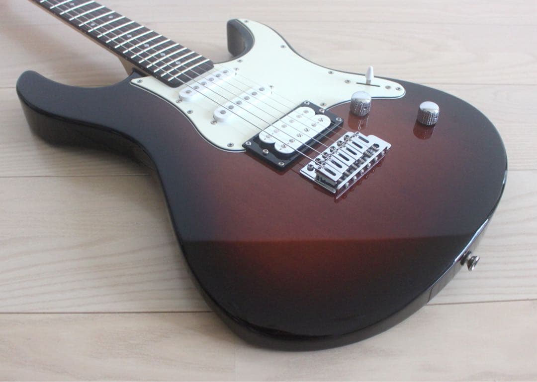 ［ぼっち・ざ・ろっく!］後藤ひとり PACIFICA PAC112 セット