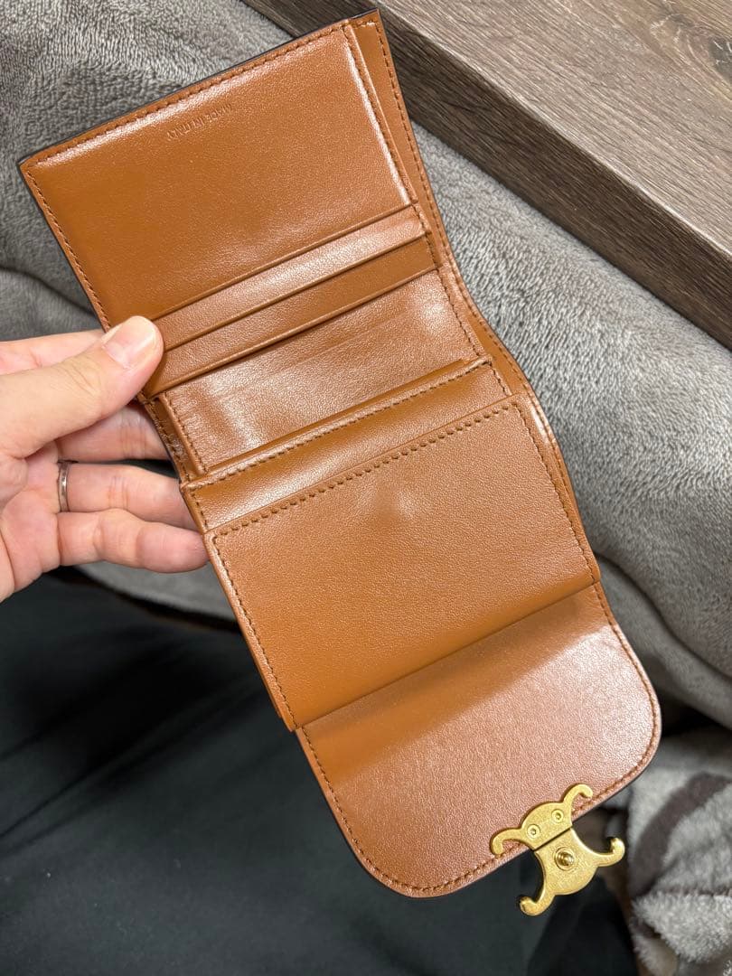 CELINE 三つ折り財布 スモール フラップウォレット トリオンフ