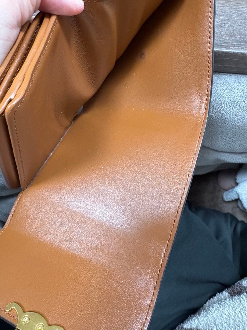 CELINE 三つ折り財布 スモール フラップウォレット トリオンフ