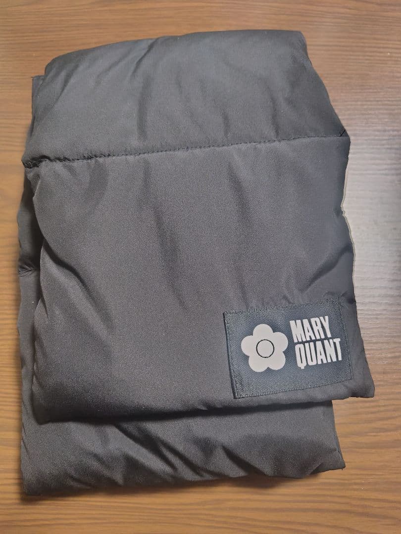 【タグ付き・未使用】MARY QUANT ポケットタブル マフラー・ブラック