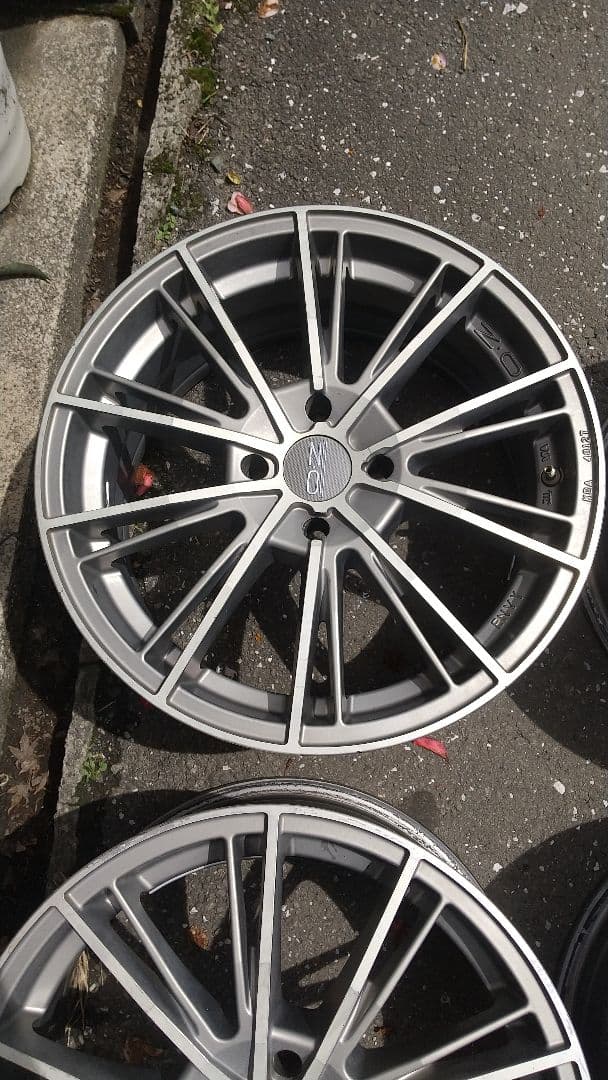 OZ RACING ENVY 4本セット １6インチ 4穴 PCD100