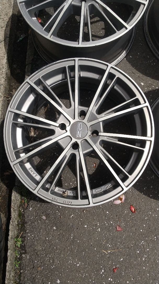 OZ RACING ENVY 4本セット １6インチ 4穴 PCD100