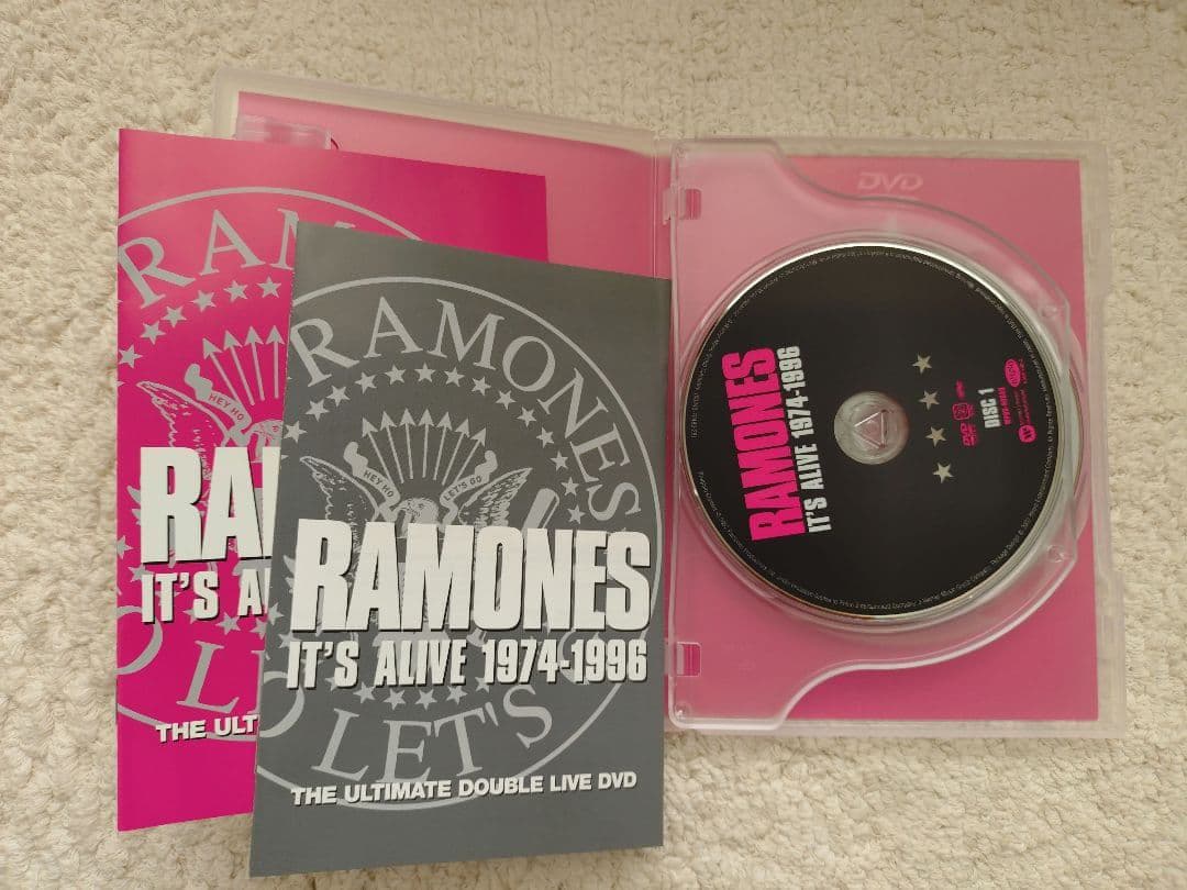 ミュージック RAMONES IT'S ALIVE 1974-1996 DVD