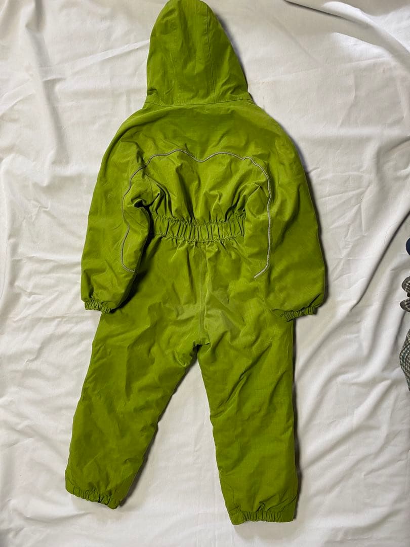 patagonia 子ども用 スキーウェア　ライムグリーン