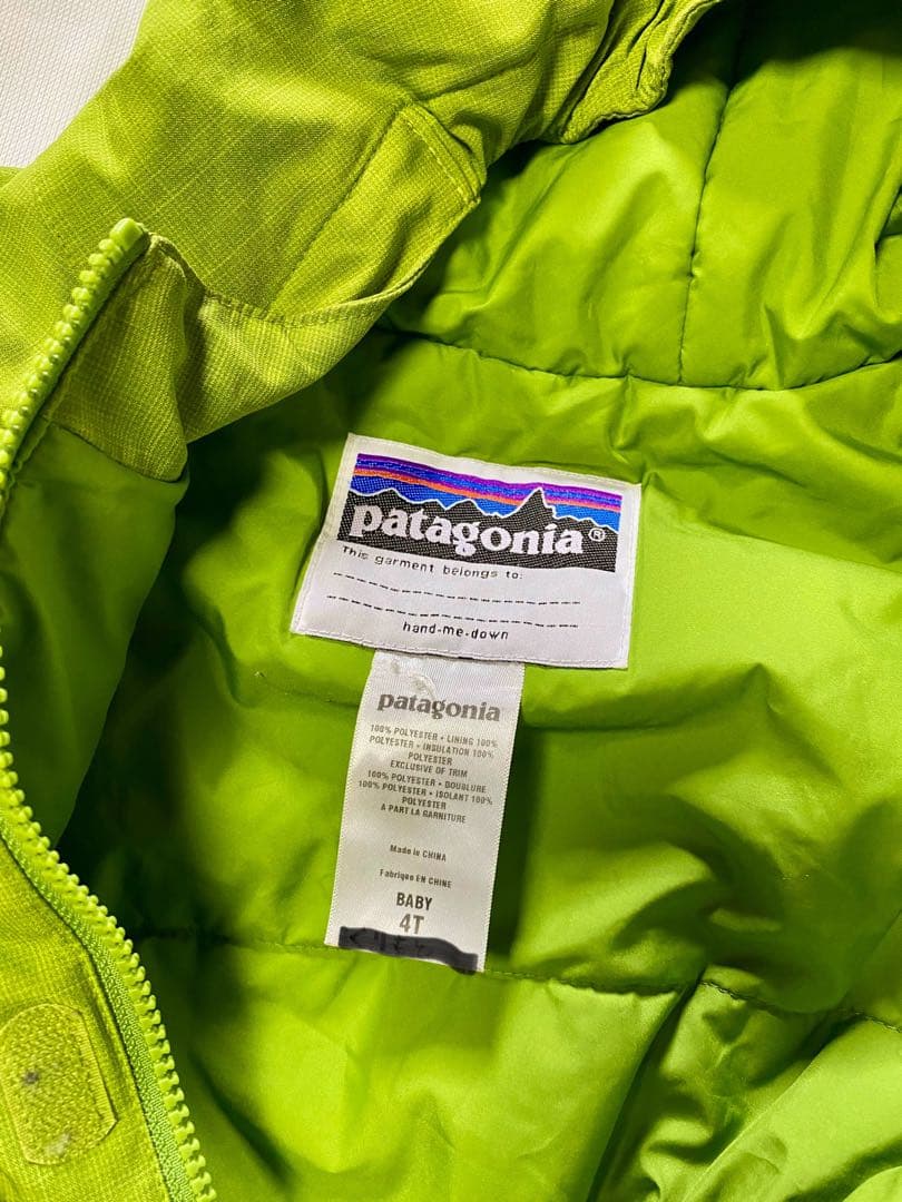 patagonia 子ども用 スキーウェア　ライムグリーン