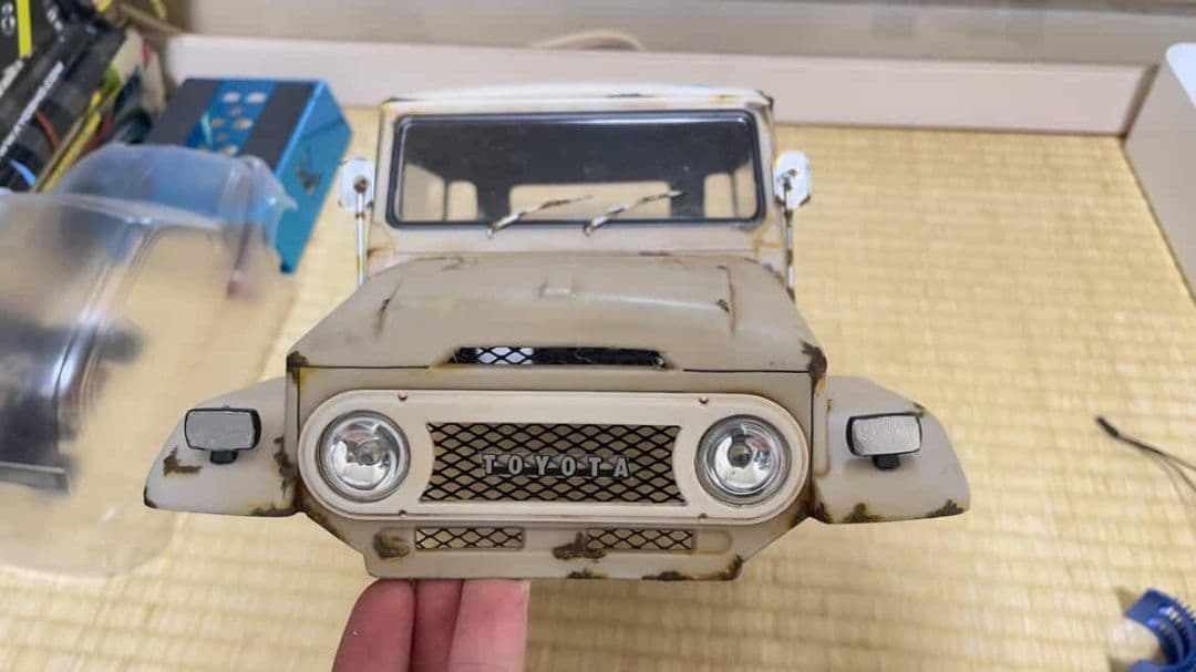 タミヤ ランクル40 ボディ 1/10 cr-01 おしゃれなライト付き
