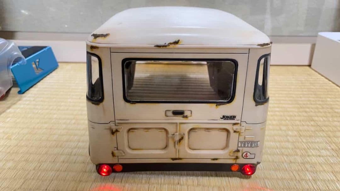 タミヤ ランクル40 ボディ 1/10 cr-01 おしゃれなライト付き
