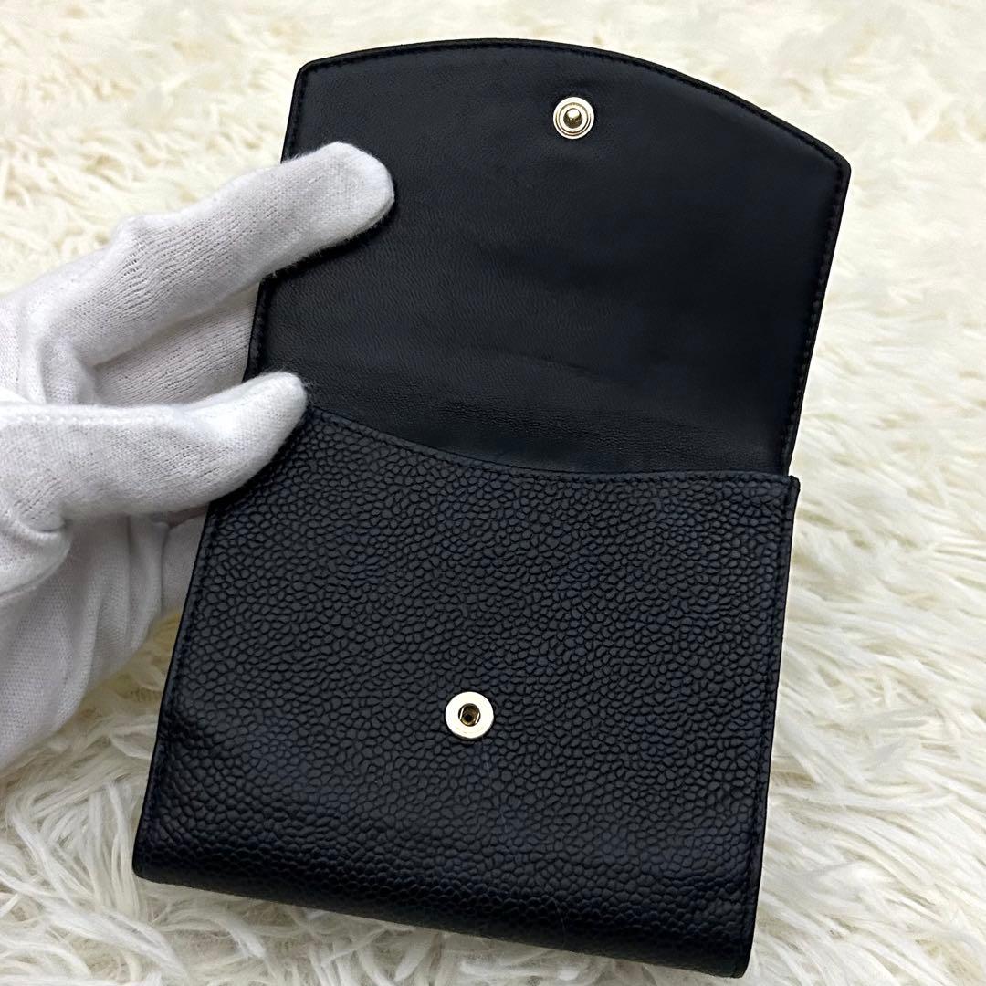 【美品】CHANEL ココマーク キャビアスキン 二つ折り財布 ブラック