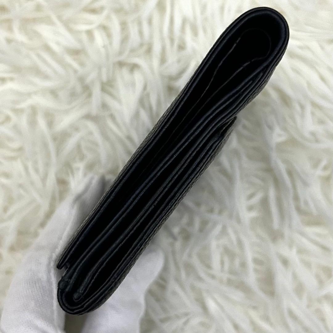 【美品】CHANEL ココマーク キャビアスキン 二つ折り財布 ブラック