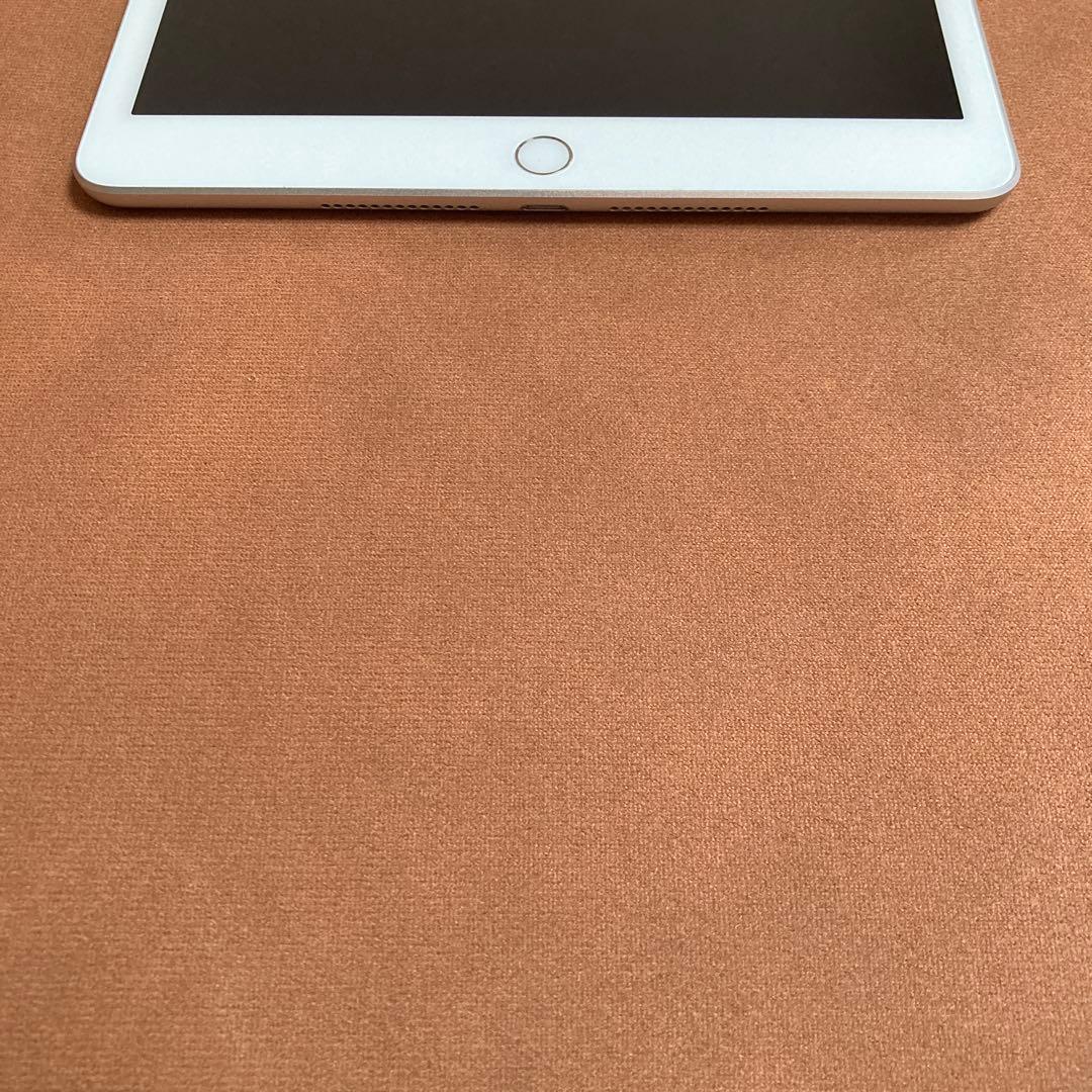 685【早い者勝ち】iPad8 第8世代 32GB WIFIモデル☆