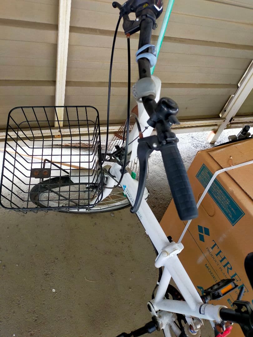 送料込み 防犯登録なし 折りたたみ自転車 後輪パンク バスケット付き