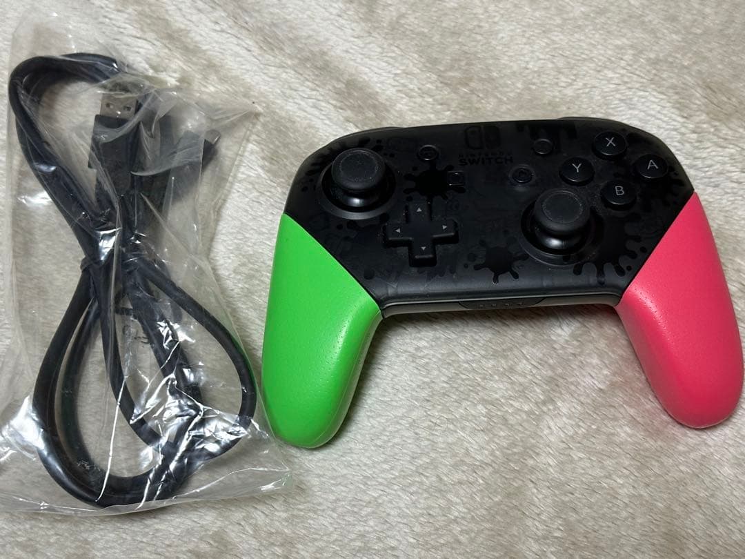 Nintendo Switch （付属品完備）、ホリパッド、proコン、ケース付