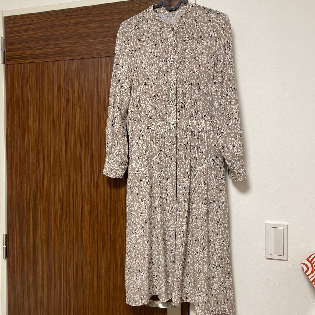 23区　【中村アンさん着用】　ブルームフルータープリント　ワンピース