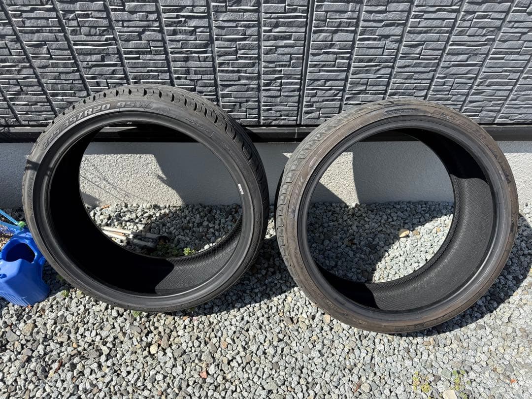 MAXTREK 225/35R20 バリ溝　2本