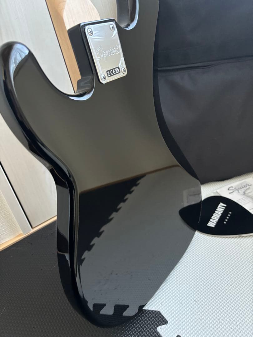 Squier by Fender precision bass スクワイヤー