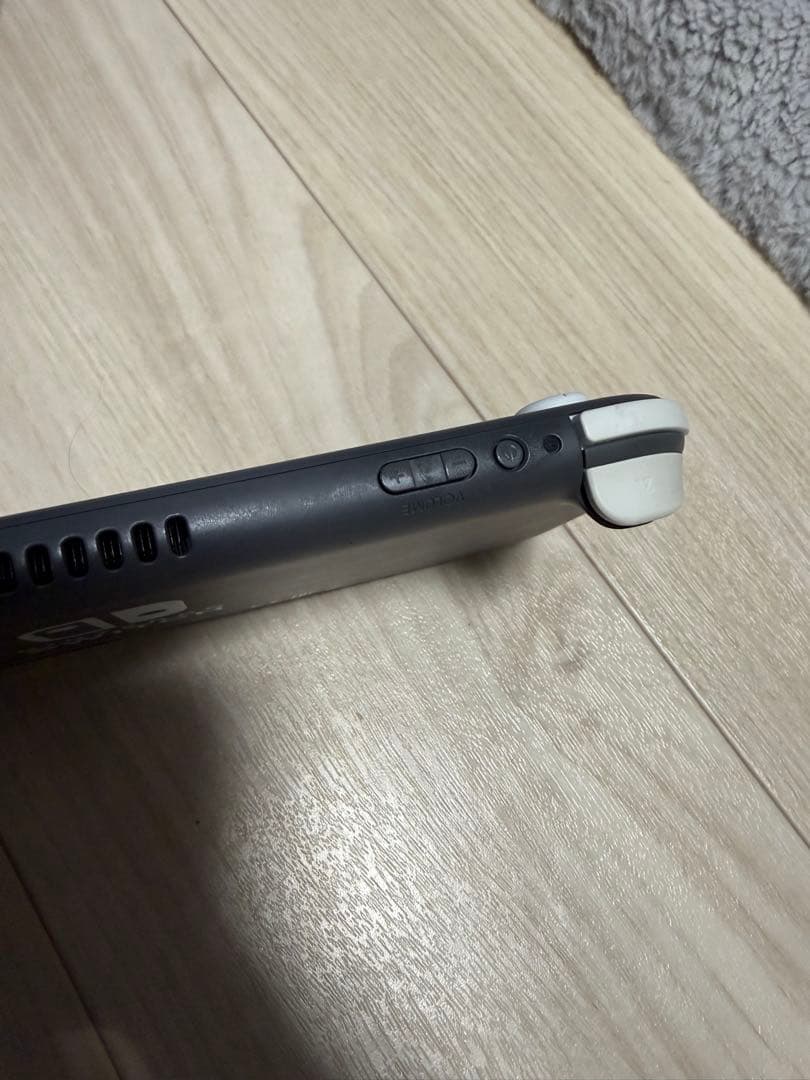 【中古】任天堂 スイッチ ライト HDH-001 ゲーム機 本体